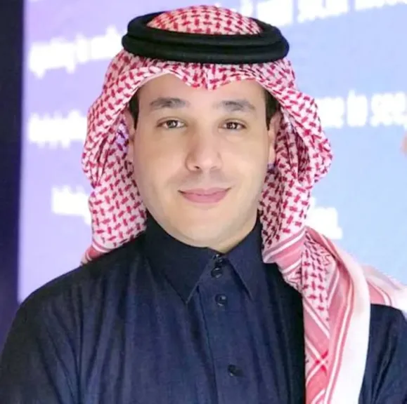 الأحمري: السعودية منحت أبوظبي مساحة للتراجع قبل كشف التآمر